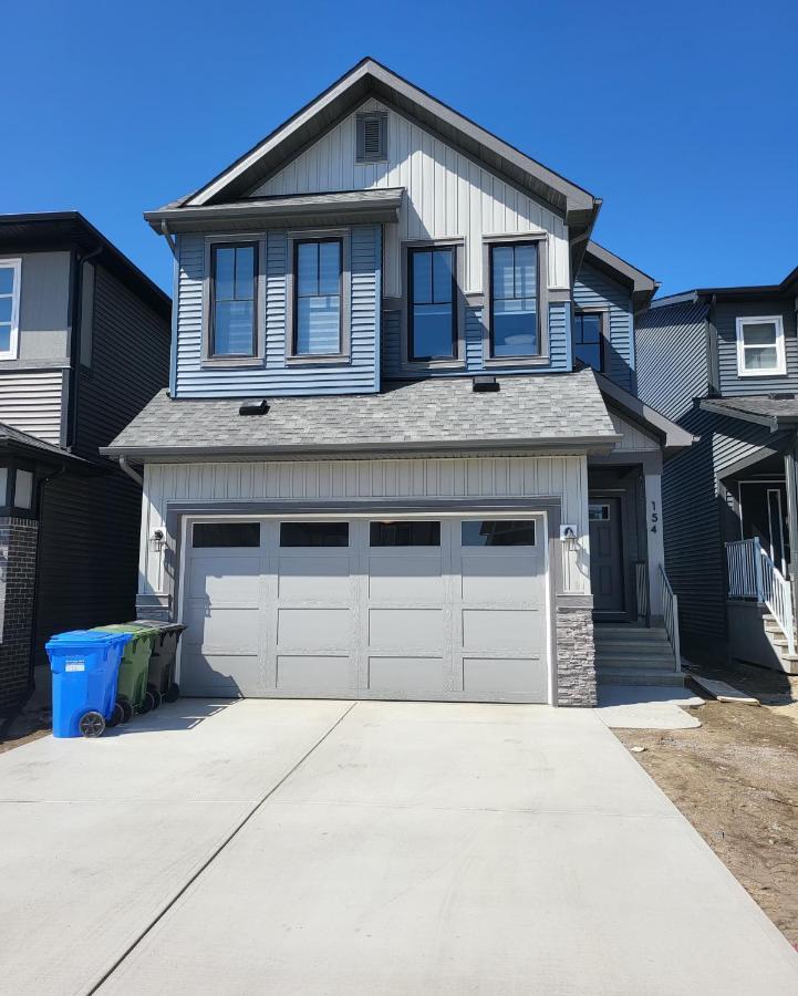 Luxury Suite In Calgary Nw 外观 照片